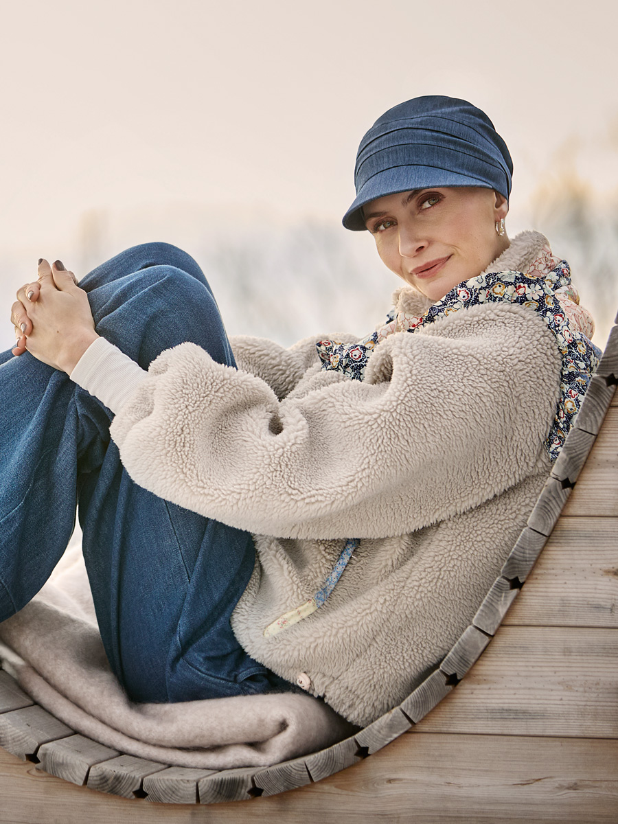 HocShana Women's Cap 1605-4131 with Peak - Dark Blue Denim