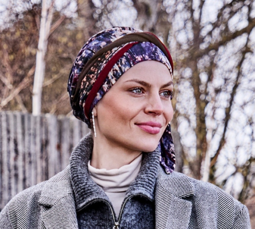 Turbante Tie Dye Dusk: Modello HocBeatrice